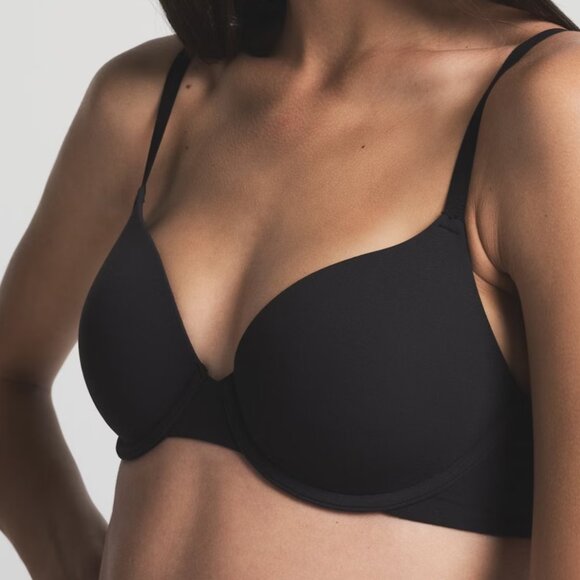 Skims fits everybody t shirt push up bra 32b NWOT - Picture 3 of 6